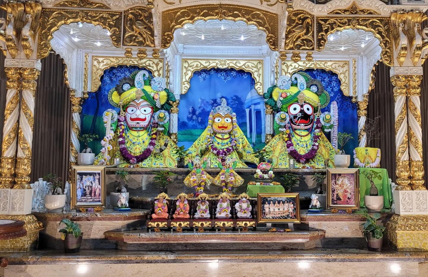 lord-jagannath-baladeva-subhadra.jpg